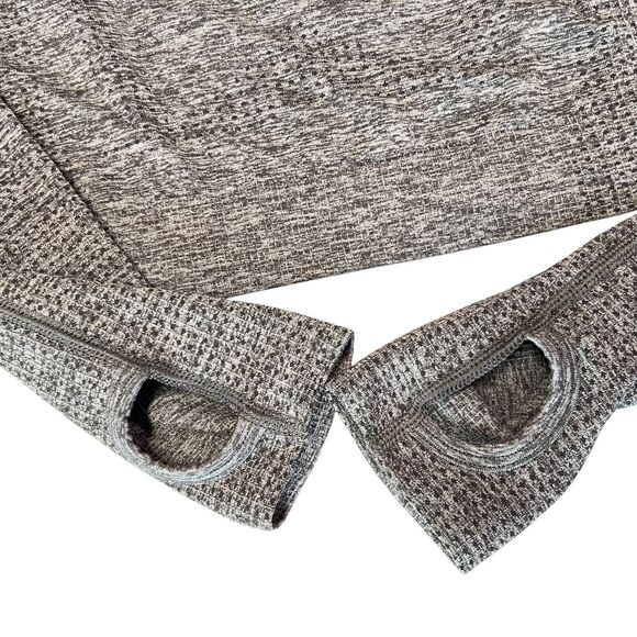 Gymshark Vital Seamless Women’s XS Heather Gray Round Neck Crop Top Thumbholes - Picture 9 of 12